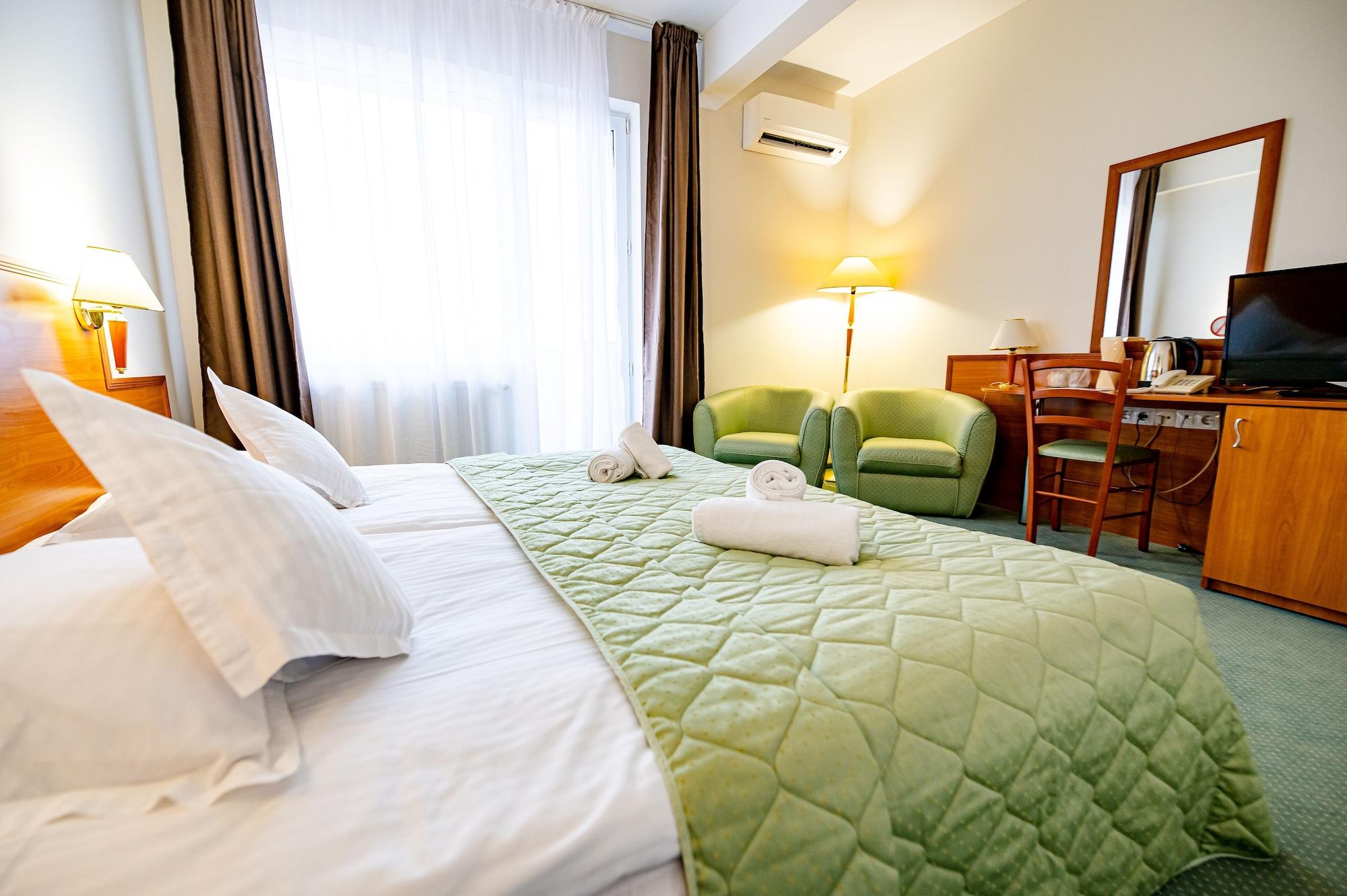 Hotel Rivulus Baia Mare Exterior photo