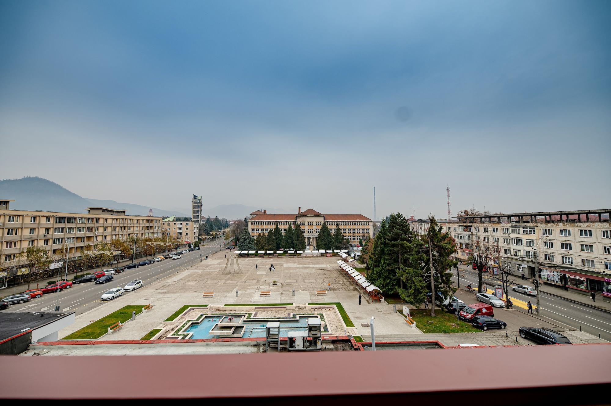Hotel Rivulus Baia Mare Exterior photo